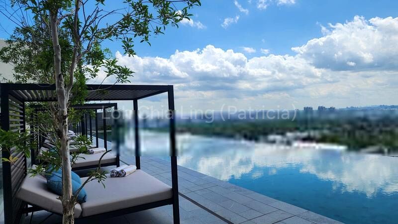 2 Bed Condo for Sale in  Boulevard 88 - Image 1